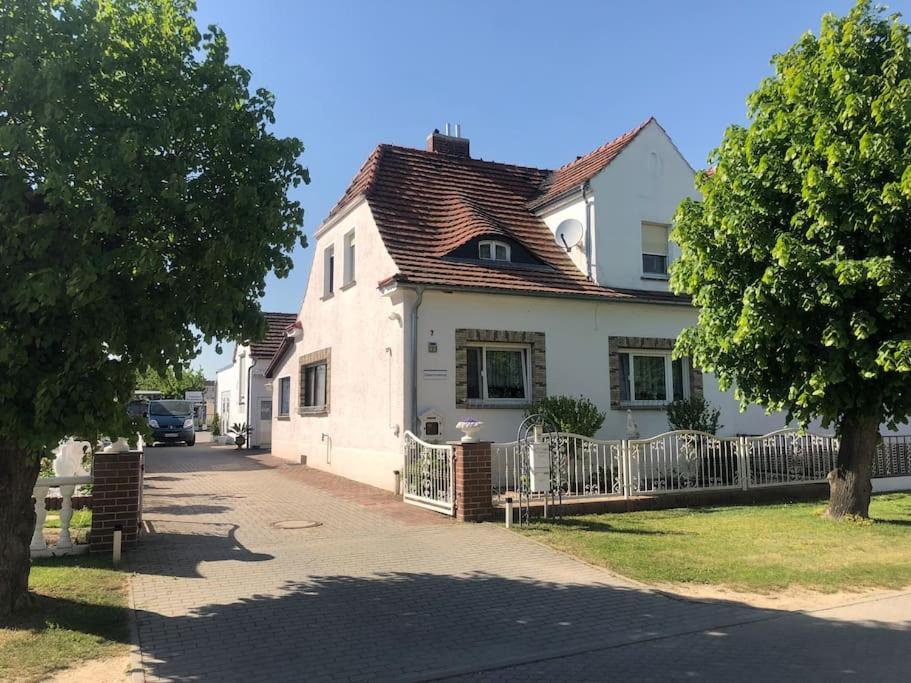 Ferienwohnung In Golssen/Spreewald, Tropical Island エクステリア 写真